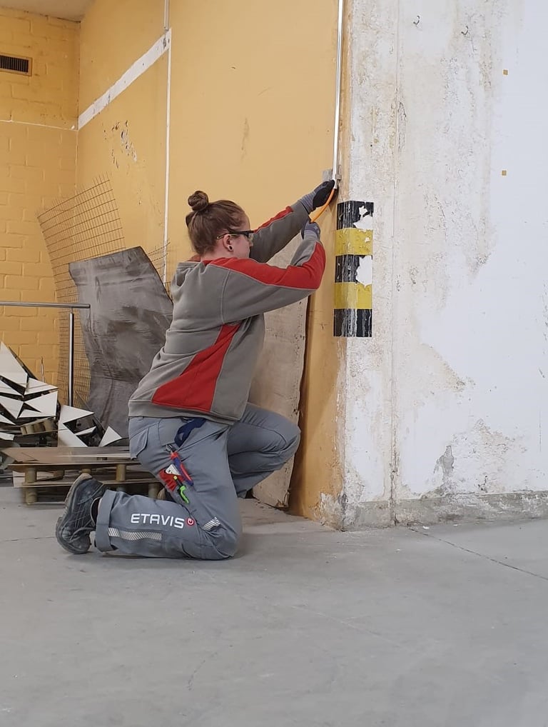 Una donna in cantiere. Intervista ad una messaggera ETAVIS